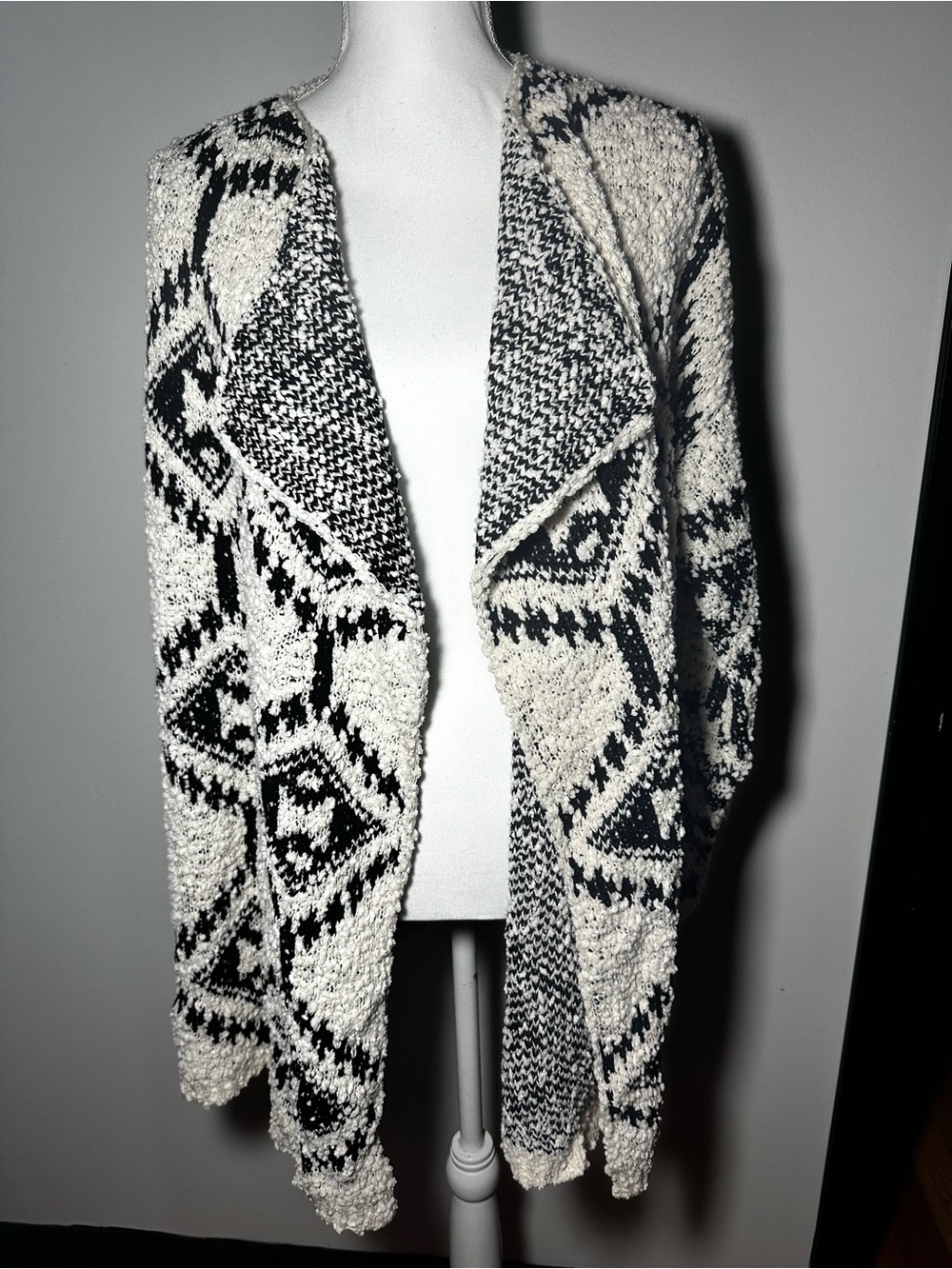 POL Aztec Open-Front Sweater Cardigan Large